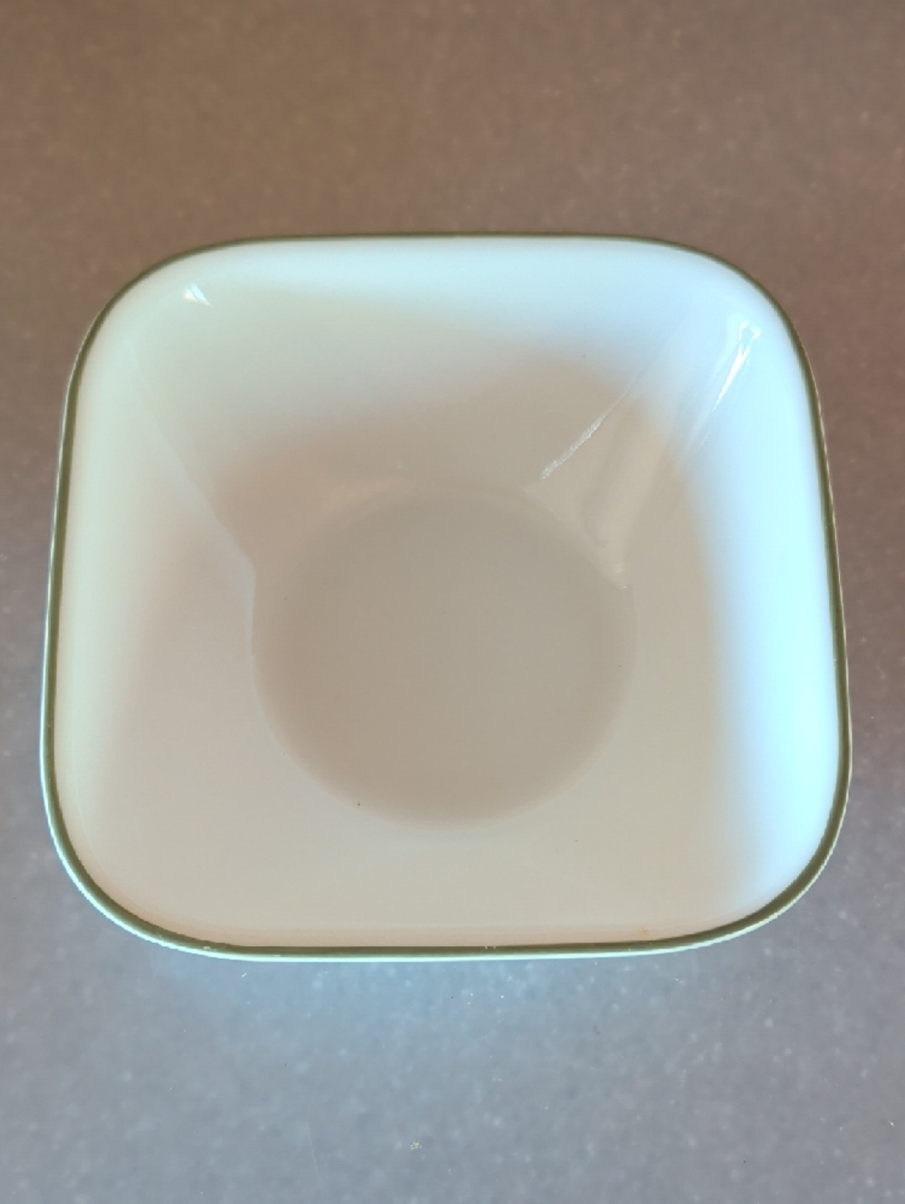 Corelle ,White Ceramic Square Bowls with Olive Green Rim - Set of 4 ๐๐๐ - Picture 5 of 11